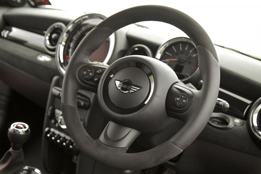  Mini Coupe JCW 2012 года  (фото 90 из 173)